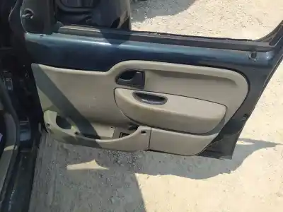 Автозапчастина б/у обработка передніх правіх дверей для RENAULT KANGOO I (F/KC0) F8Q630 Посилання на OEM IAM   