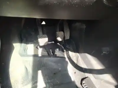 Recambio de automóvil de segunda mano de PEDAL FRENO para OPEL ZAFIRA / ZAFIRA FAMILY B (A05) 2.2 (M75) referencias OEM IAM   