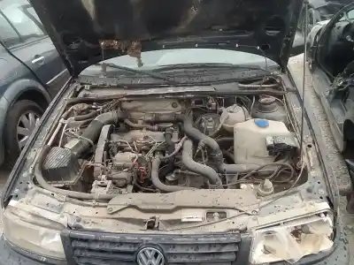 Peça sobressalente para automóvel em segunda mão MOTOR COMPLETO por VOLKSWAGEN PASSAT B5.5 VARIANT (3B6)  Referências OEM IAM   