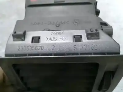 Pezzo di ricambio per auto di seconda mano pezzi vari per opel vectra c (z02) 2.0 dti 16v (f69) riferimenti oem iam 9177169  