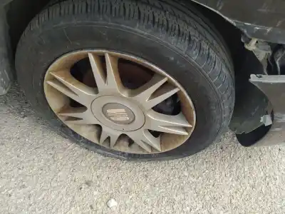 Peça sobressalente para automóvel em segunda mão Manga De Eixo Dianteira Direita por SEAT IBIZA III (6L1) 1.4 TDI Referências OEM IAM   