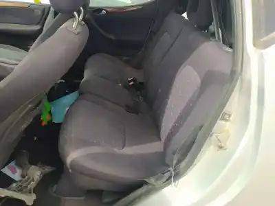Recambio de automóvil de segunda mano de ASIENTOS TRASERO IZQUIERDO para MERCEDES CLASE A (W168) A 170 CDI (168.009, 168.109) referencias OEM IAM   