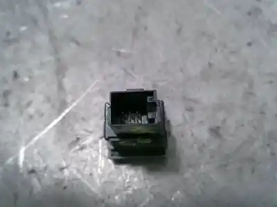 Second-hand car spare part switch for audi a3 (8l) atd oem iam references 8l0927134c  