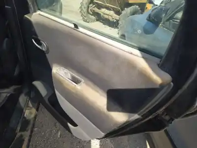 Автозапчастина б/у обликка задніх правіх дверей для renault scénic ii (jm0/1_) 1.5 dci (jm1e, jm16) посилання на oem iam 