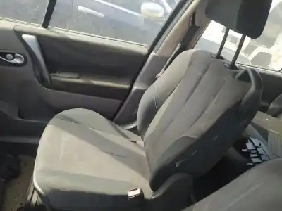 Автозапчастина б/у передне праве сиділо для renault scénic ii (jm0/1_) 1.5 dci (jm02, jm13) посилання на oem iam 