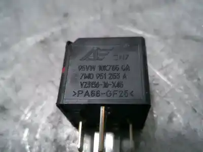 Second-hand car spare part relay for audi a3 (8l) atd oem iam references 7m0951253a  