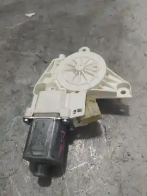 Second-hand car spare part LEFT FRONT WINDOW MOTOR for MERCEDES CLASE C (BM 204) BERLINA OM646811 OEM IAM references   