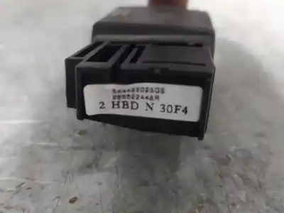 Pezzo di ricambio per auto di seconda mano comando multifunzione per renault twingo iii h4d 400 riferimenti oem iam 255522448r  