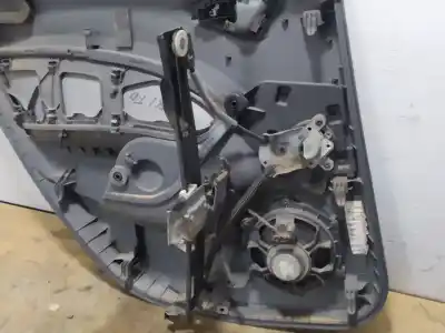 Recambio de automóvil de segunda mano de ELEVALUNAS TRASERO DERECHO para SEAT IBIZA BERLINA (6J5) BMS referencias OEM IAM 6J4839462B  