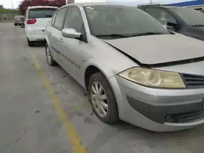 Автозапчастина б/у правий протитуман для renault megane ii classic berlina k4md812 посилання на oem iam 