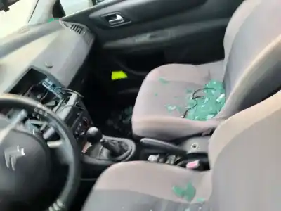 Автозапчастина б/у ліве передне сиділо для CITROEN C4 COUPÉ (LA_) 1.6 16V Посилання на OEM IAM   