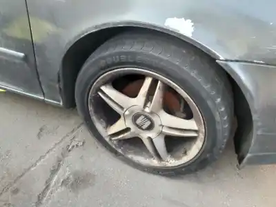 Автозапчасти б/у передняя правая кулачка за SEAT TOLEDO II (1M2) 1.9 TDI ссылки OEM IAM   
