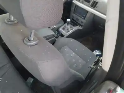 Автозапчасти б/у правый передний ремень безопасности за opel vectra c (z02) 2.0 dti 16v (f69) ссылки oem iam 
