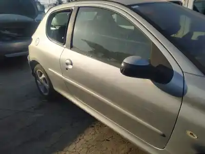 Автозапчастина б/у замок передній праві двері для PEUGEOT 206 G-KFW Посилання на OEM IAM   
