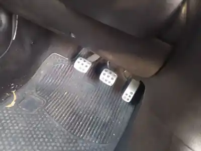 Pezzo di ricambio per auto di seconda mano PEDALE DELLA FRIZIONE per PEUGEOT 206  Riferimenti OEM IAM   