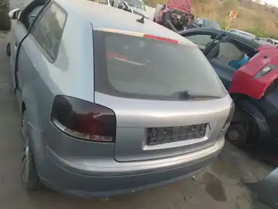 Автозапчастина б/у центральний гампов для AUDI A3 (8P1) 2.0 TDI 16V Посилання на OEM IAM   