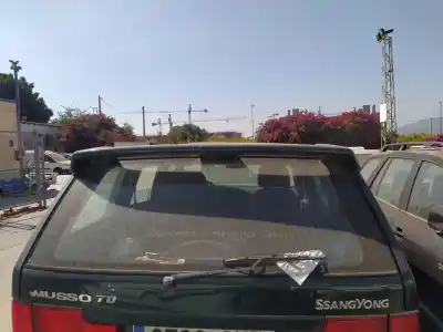 Автозапчастина б/у загальні двері для SSANGYONG MUSSO OM662LA Посилання на OEM IAM   