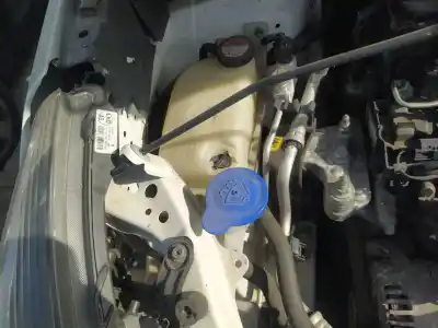 Peça sobressalente para automóvel em segunda mão DEPÓSITO DE EXPANSÃO por TOYOTA VERSO (AUR2/ZGR2) 2.0 D-4D Referências OEM IAM   