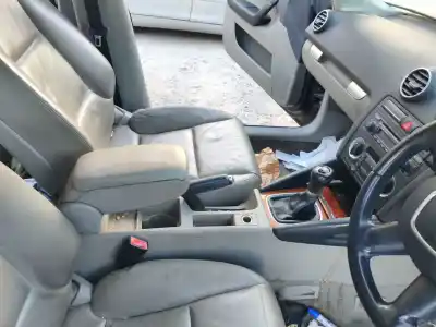 Автозапчастина б/у центральна консоль для audi a3 sportback (8pa) 2.0 tdi 16v посилання на oem iam 