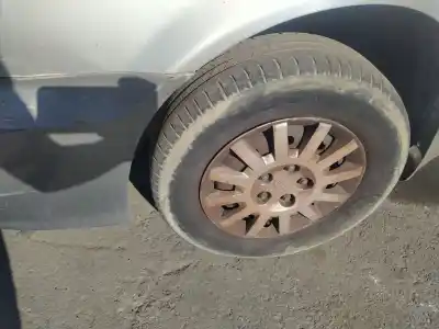 Автозапчастина б/у ШИНА для KIA CARNIVAL II (FL) D/J3 Посилання на OEM IAM   