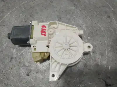 Автозапчастина б/у ДВИГ СКЛА ЗАДНЕ ЛІВО для FORD KA+ (CDU) 2373553 Посилання на OEM IAM A2048200642  