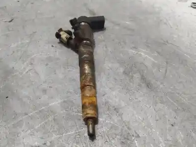 İkinci el araba yedek parçası ENJEKTÖR için RENAULT MEGANE III SPORT TOURER K9K836 OEM IAM referansları H8201100113  