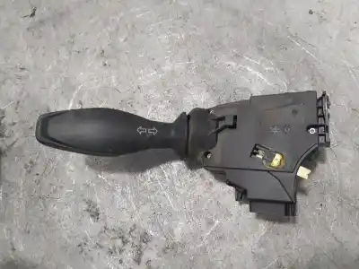 Pièce détachée automobile d'occasion COMMANDE DE CLIGNOTANTS pour FORD FIESTA (CNN) SFJD Références OEM IAM 8A6T13335AD  