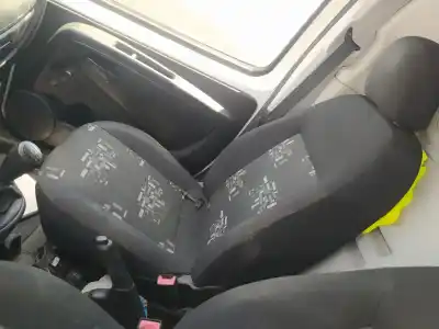 Автозапчасти б/у крюк для ремня передний правый за fiat iii fiorino (225) 199a2000 ссылки oem iam 