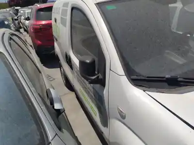 Автозапчасти б/у наружная рукоятка передняя справа за fiat iii fiorino (225) 199a2000 ссылки oem iam 