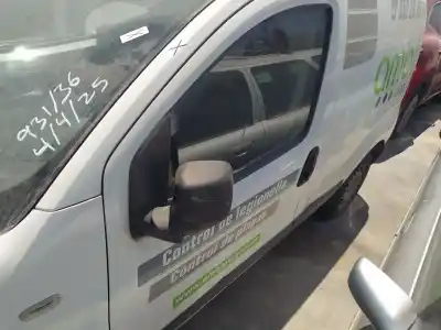 Автозапчасти б/у левая передняя дверь за fiat iii fiorino (225) 199a2000 ссылки oem iam 