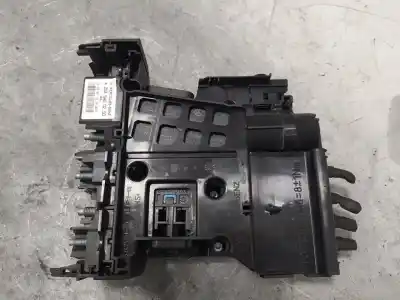 Pezzo di ricambio per auto di seconda mano SCATOLA RELÈ/FUSIBILI per MERCEDES-BENZ CLASE C (BM 204) BERLINA M272948 Riferimenti OEM IAM A2045400250  