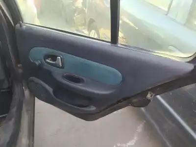 Автозапчастина б/у обликка задніх правіх дверей для RENAULT CLIO II FASE II (B/CB0) K9K702 Посилання на OEM IAM   