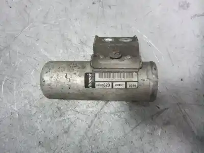 Peça sobressalente para automóvel em segunda mão FILTRO DE AR por VOLVO S40 BERLINA B4184S2 Referências OEM IAM 04682623  