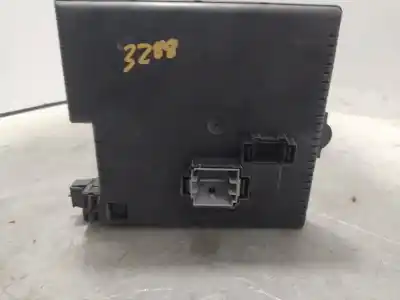 Second-hand car spare part fuse box unit for volvo xc90 i (275) d5 awd oem iam references 28017881  