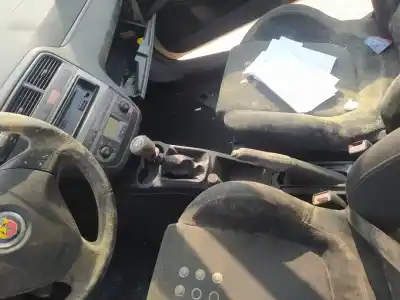 Pezzo di ricambio per auto di seconda mano GANCIO CINTURA ANTERIORE DESTRO per DAEWOO MATIZ (M100, M150) 1.0 Riferimenti OEM IAM   