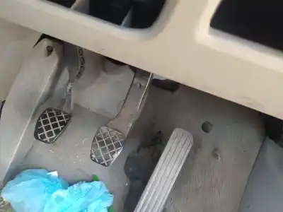 Автозапчастина б/у педаль зцеплення для audi a3 sportback (8pa) 2.0 tdi 16v посилання на oem iam 