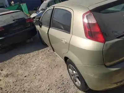 Gebrauchtes Autoersatzteil HINTERE STOSSSTANGE zum FIAT GRANDE PUNTO (199)  OEM-IAM-Referenzen   