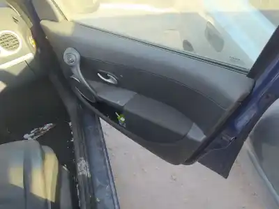 Second-hand car spare part right front door trim for renault clio iii k9k766 oem iam references 