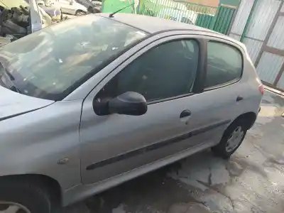 Second-hand car spare part left front glass window for peugeot 206 fastback (2a/c) 1.4 i oem iam references 