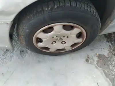 Автозапчасти б/у передняя левая кулачка за PEUGEOT 206 FASTBACK (2A/C) 1.4 I ссылки OEM IAM   