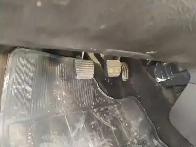 Second-hand car spare part accelerator pedal for peugeot 206 fastback (2a/c) 1.4 i oem iam references 