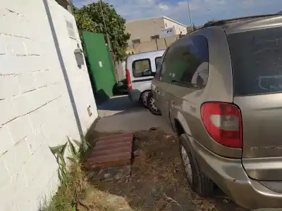 Автозапчастина б/у лівий ход ліхар для CHRYSLER VOYAGER IV (RG, RS) 2.8 CRD Посилання на OEM IAM   