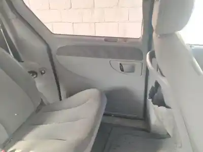 Автозапчастина б/у замок дверей заднього лівого для CHRYSLER VOYAGER IV (RG, RS) 2.8 CRD Посилання на OEM IAM   