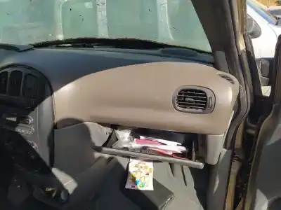 Автозапчасти б/у подушка безопасности передняя правая за chrysler voyager iv (rg, rs) 2.8 crd ссылки oem iam 