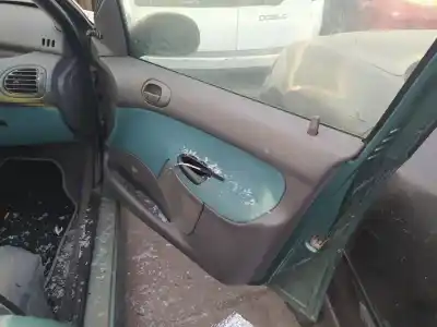 Автозапчастина б/у фільм дверей для peugeot 206 wjz посилання на oem iam 
