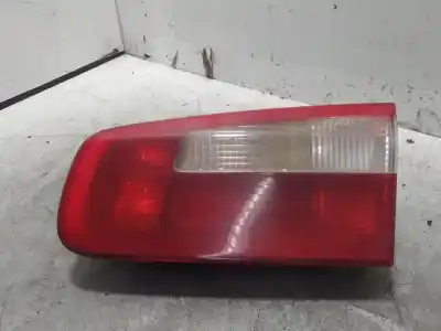Peça sobressalente para automóvel em segunda mão FAROLIM INTERIOR TRASEIRO DIREITO por RENAULT LAGUNA II (BG0) F9Q670 Referências OEM IAM 8200002476  