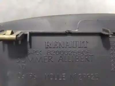 Second-hand car spare part multifunction display for renault laguna ii (bg0/1_) 1.9 dci (bg08, bg0g) oem iam references 8200025909  