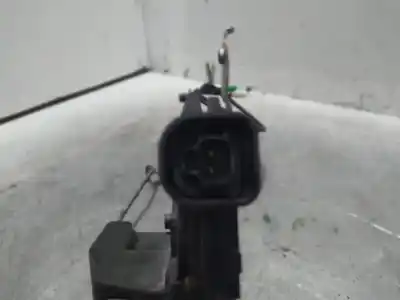 Peça sobressalente para automóvel em segunda mão fechadura da porta dianteira direita por toyota corolla (e12) 3zzfe referências oem iam 6931002091  