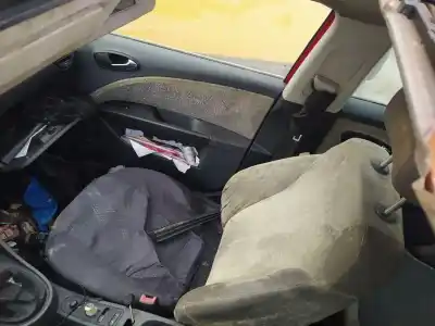 Second-hand car spare part RIGHT FRONT SEAT for SEAT LEON (1P1) 1.9 TDI OEM IAM references   