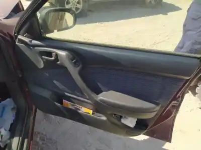 Pièce détachée automobile d'occasion LÉVE GLACE AVANT DROIT pour TOYOTA CARINA (T19) 4AFE Références OEM IAM   